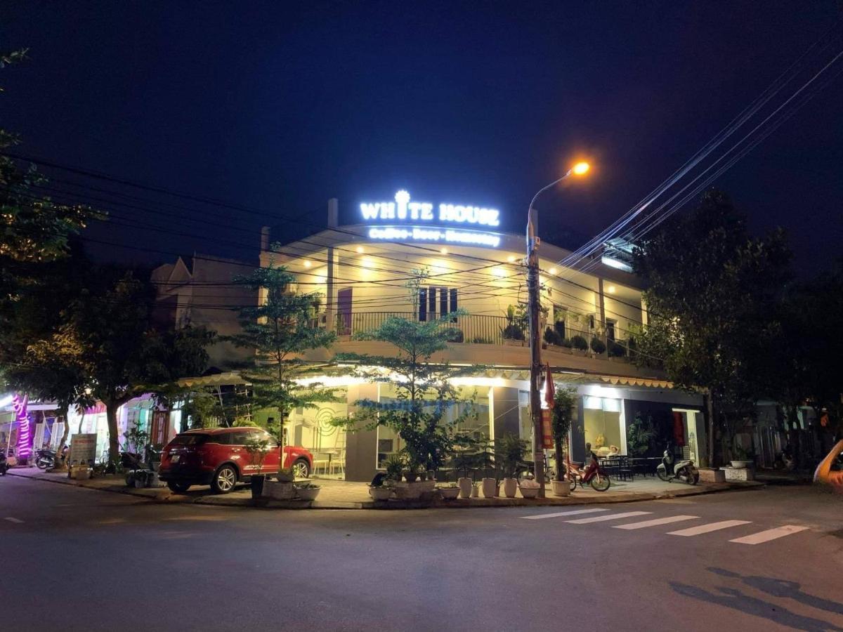 Local White House - Ecofriendly Homestay Da Nang Esterno foto