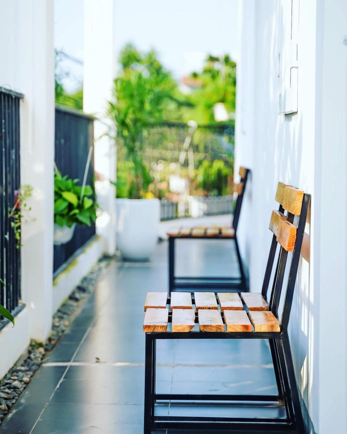 Local White House - Ecofriendly Homestay Da Nang Esterno foto