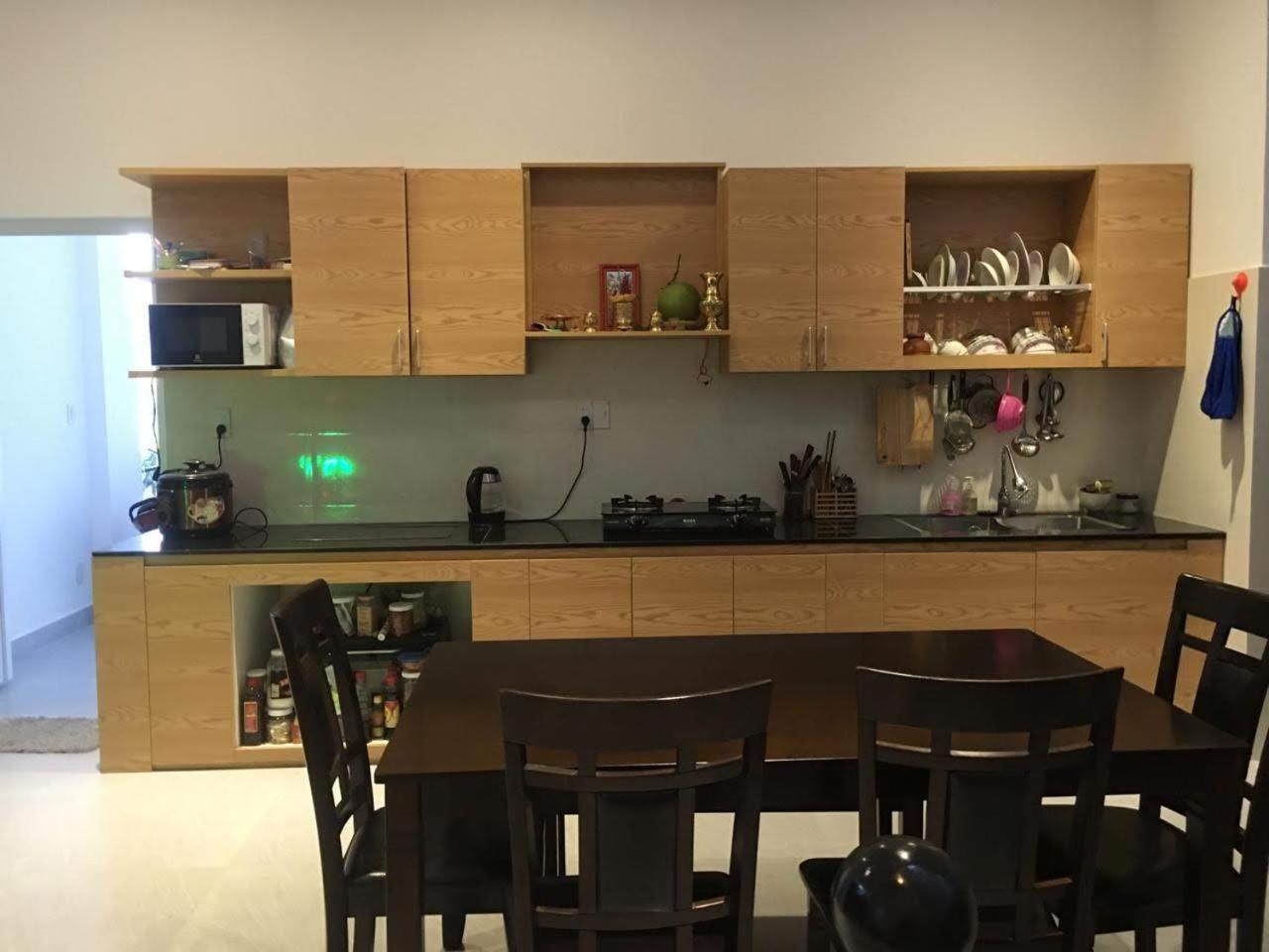 Local White House - Ecofriendly Homestay Da Nang Esterno foto