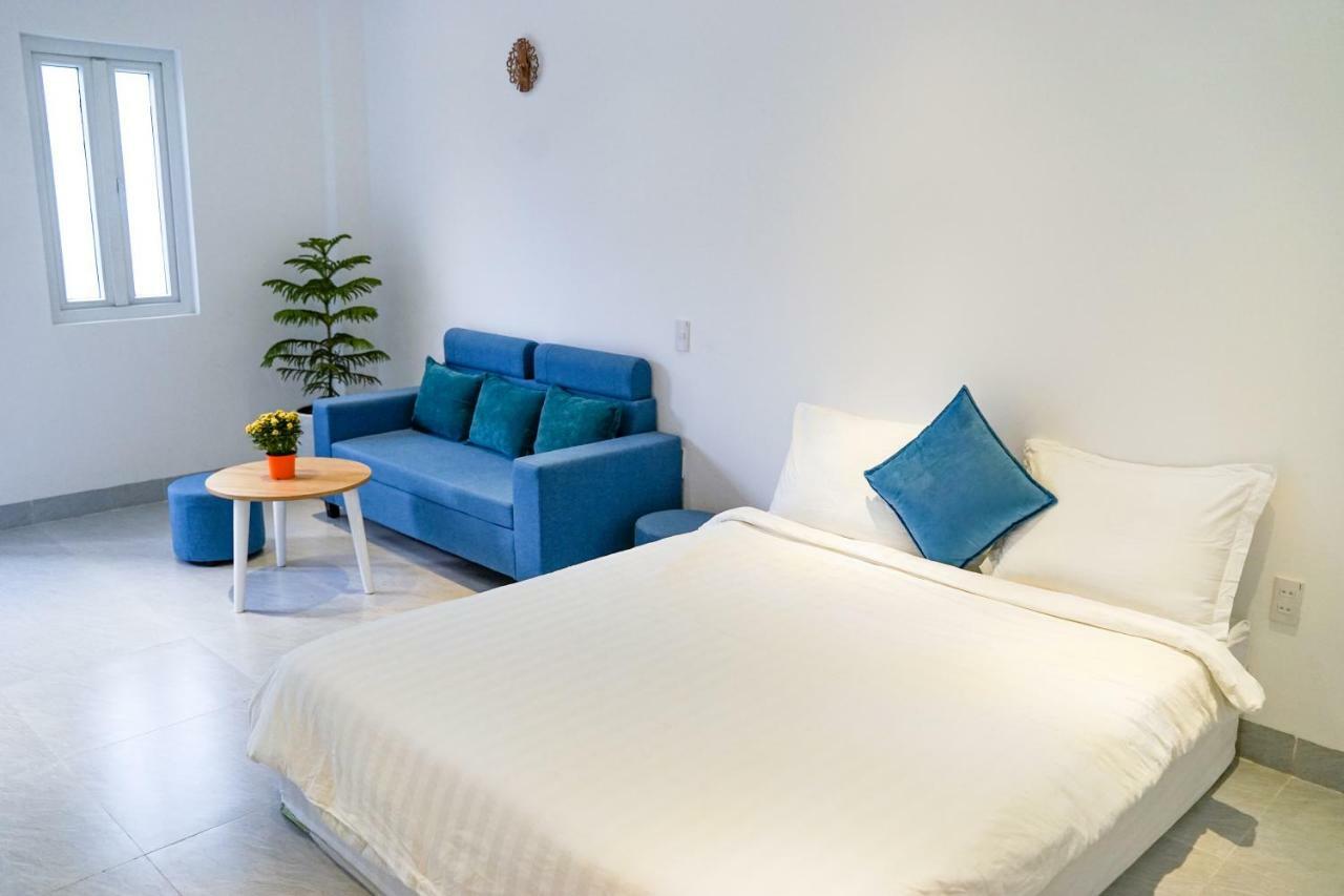 Local White House - Ecofriendly Homestay Da Nang Esterno foto