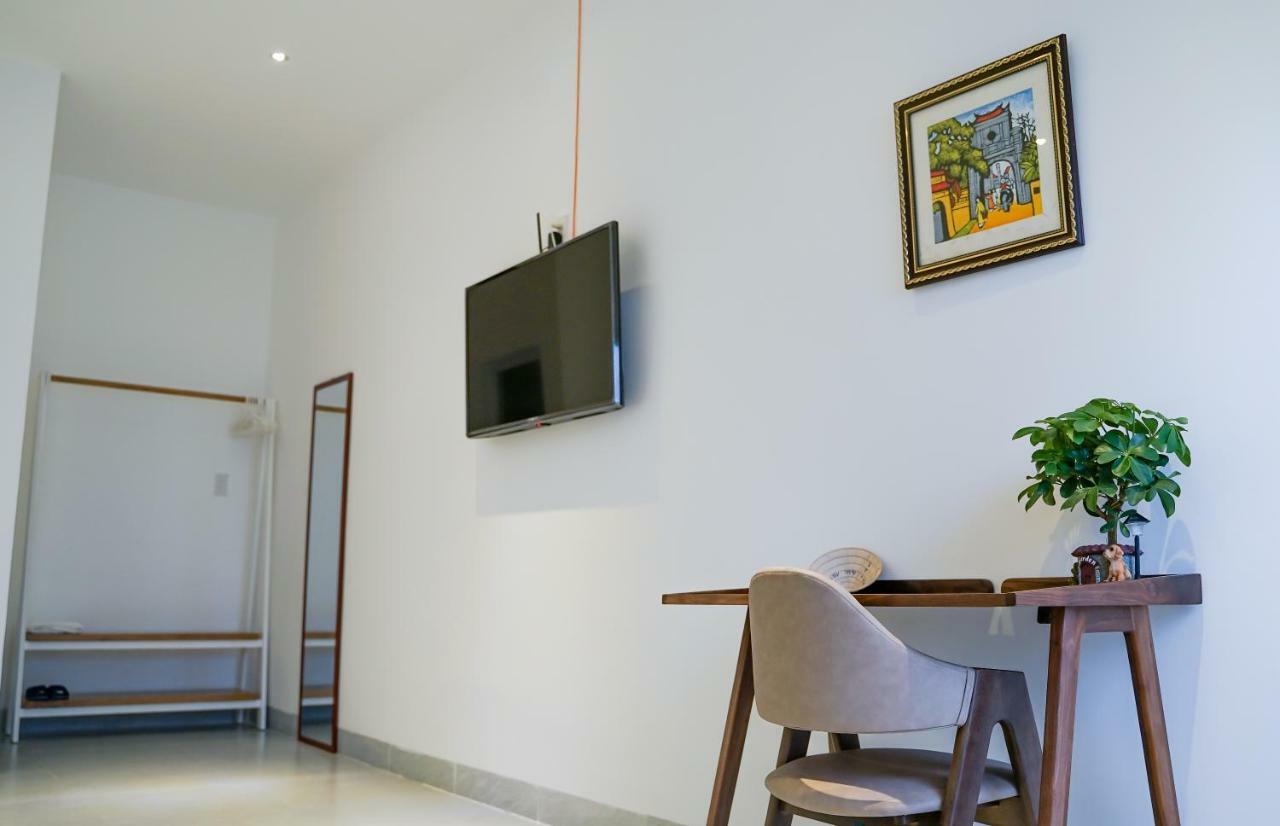 Local White House - Ecofriendly Homestay Da Nang Esterno foto