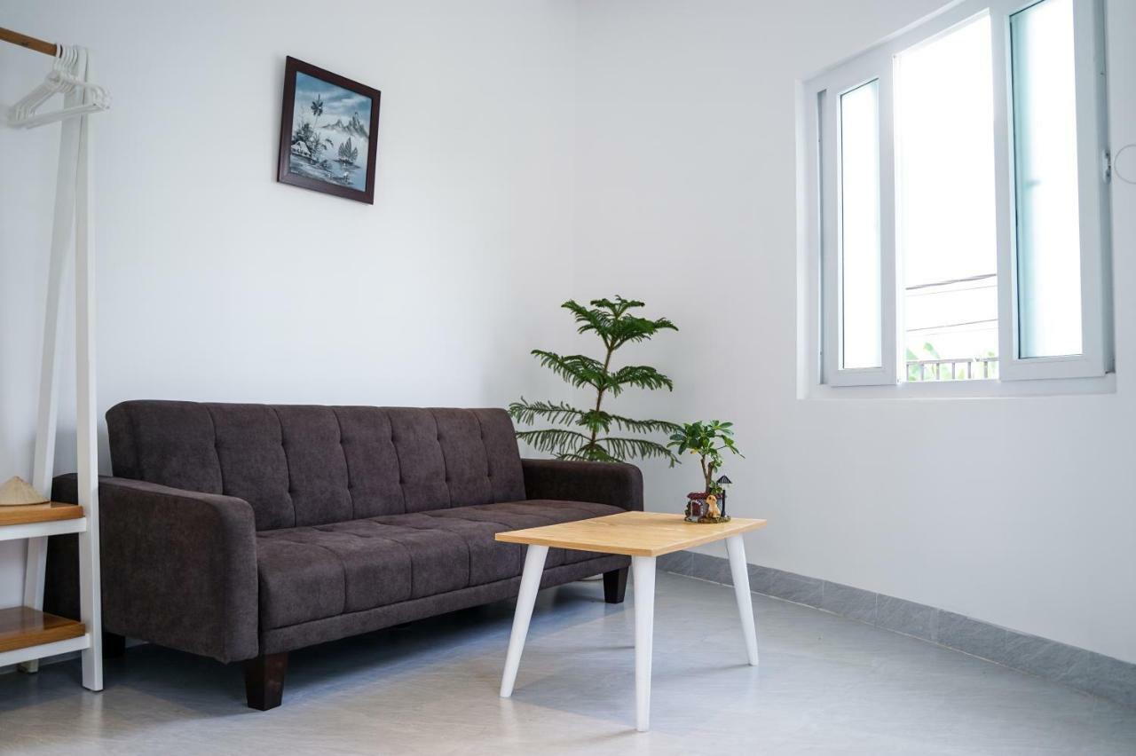 Local White House - Ecofriendly Homestay Da Nang Esterno foto